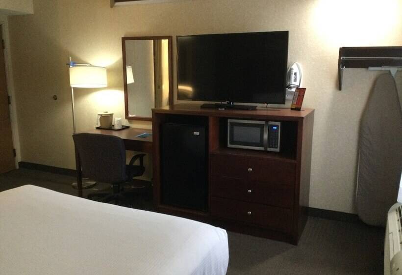 בית מלון כפרי Baymont By Wyndham Flat Rock