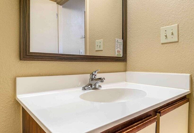 هتل Extended Stay America Select Suites   Detroit   Ann Arbor   University South