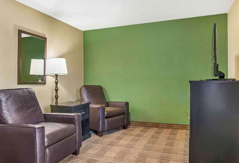 هتل Extended Stay America Select Suites   Detroit   Ann Arbor   University South