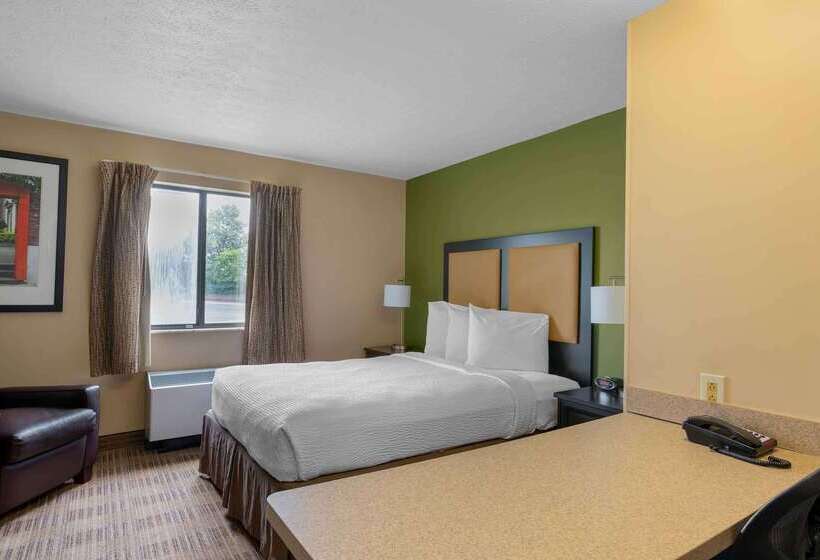 ホテル Suburban Studios Louisville East