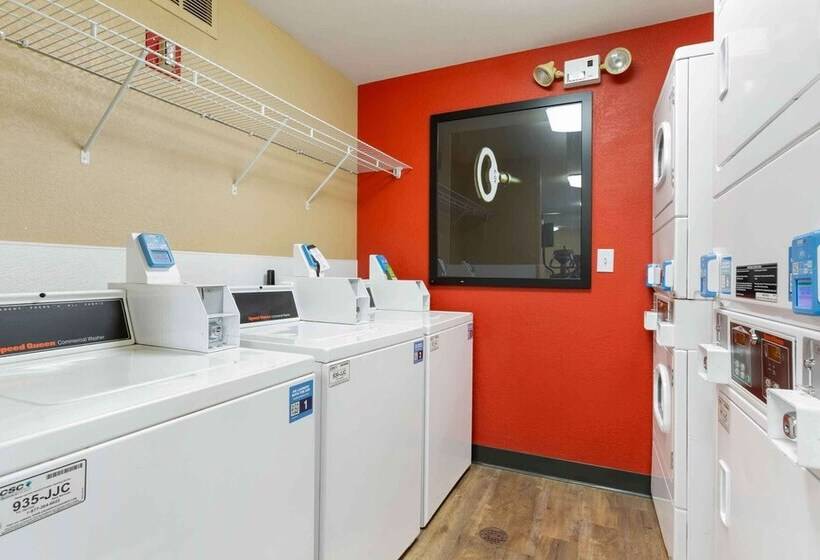 בית מלון כפרי Extended Stay America Suites  Phoenix  Scottsdale