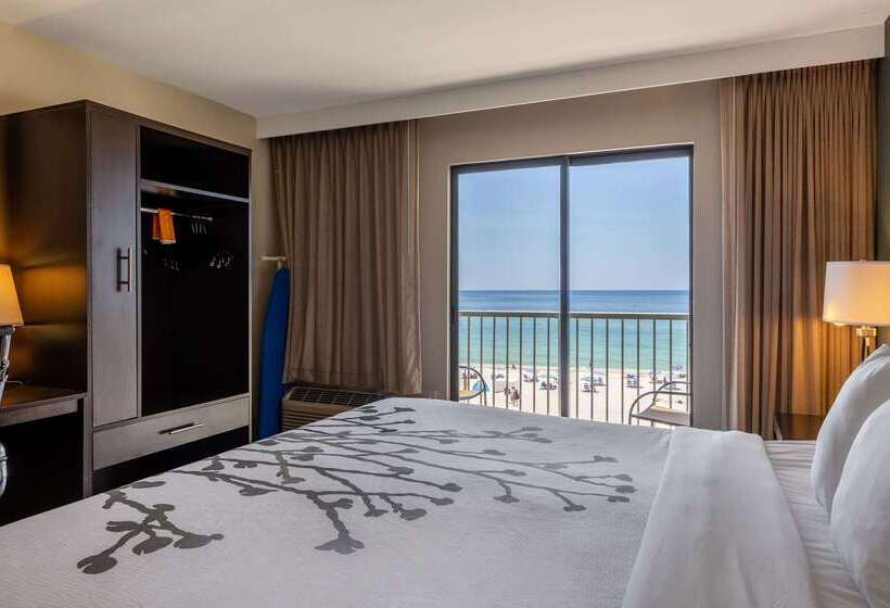 هتل Sleep Inn On The Beach