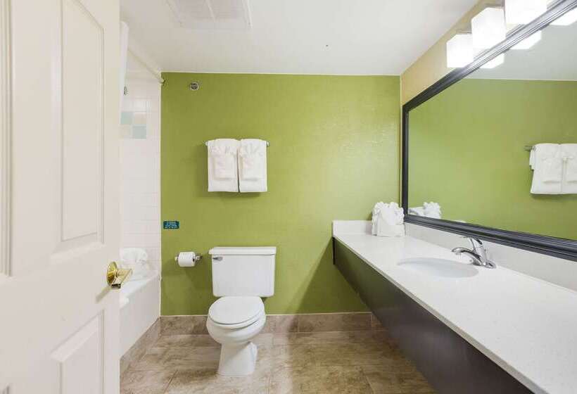 هتل Sleep Inn & Suites