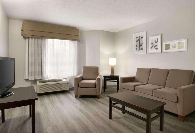 호텔 Sleep Inn & Suites Near Halifax Regional Medical Center