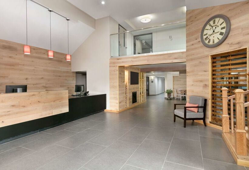 호텔 Sleep Inn & Suites Near Halifax Regional Medical Center