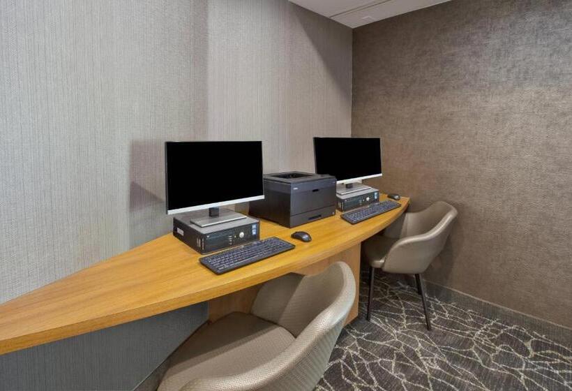 هتل Springhill Suites Minneapolisst. Paul Airport/eagan