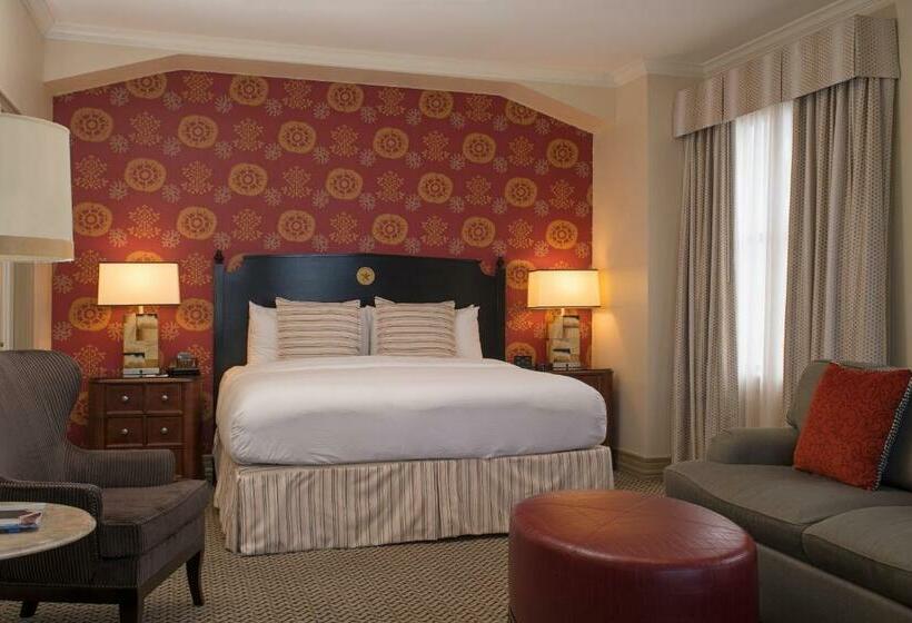 هتل The Stephen F Austin Royal Sonesta