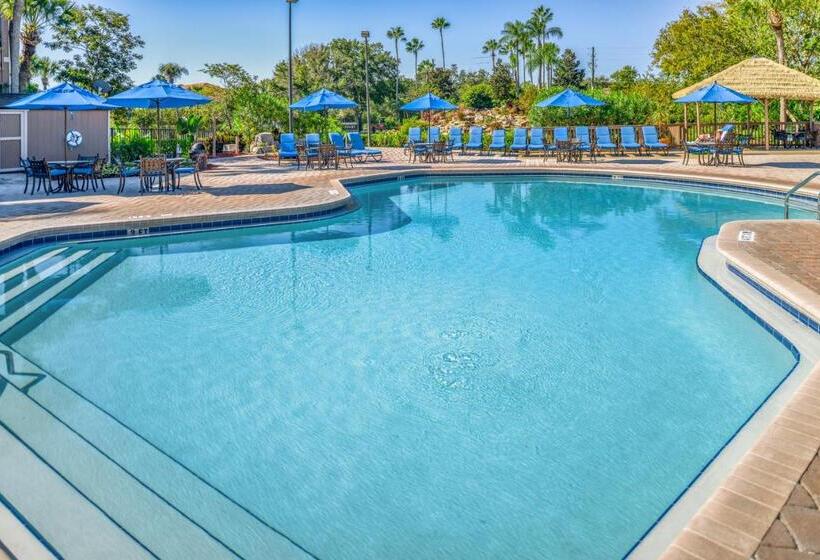 استراحتگاه Hilton Vacation Club Polynesian Isles Kissimmee