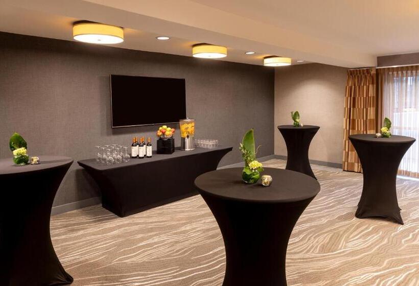 Silver Cloud Hotel   Seattle University Of Washington District