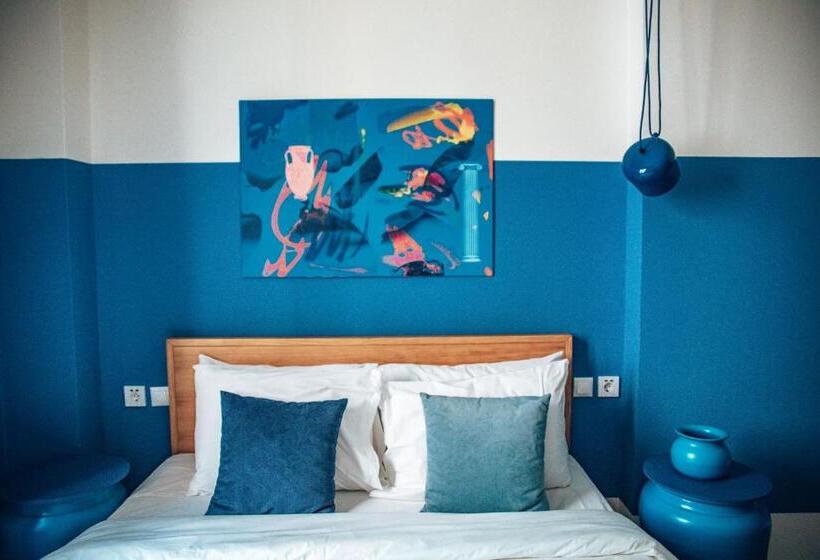 Общежитие Selina Athens Theatrou