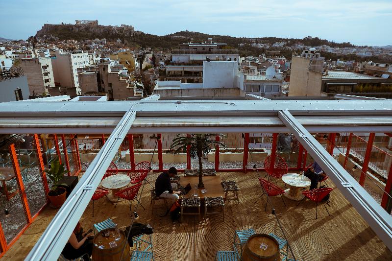 Общежитие Selina Athens Theatrou