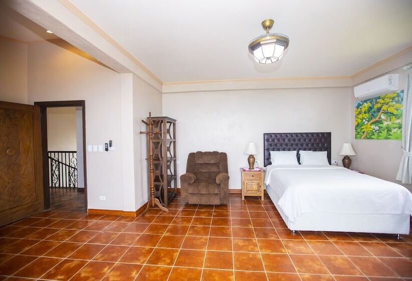 تختخواب و صبحانه Seven Color Sea View Villa