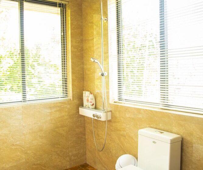 تختخواب و صبحانه Seven Color Sea View Villa