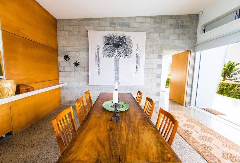 Coast Cook Islands   3 Bedroom Beachfront Pool Villa