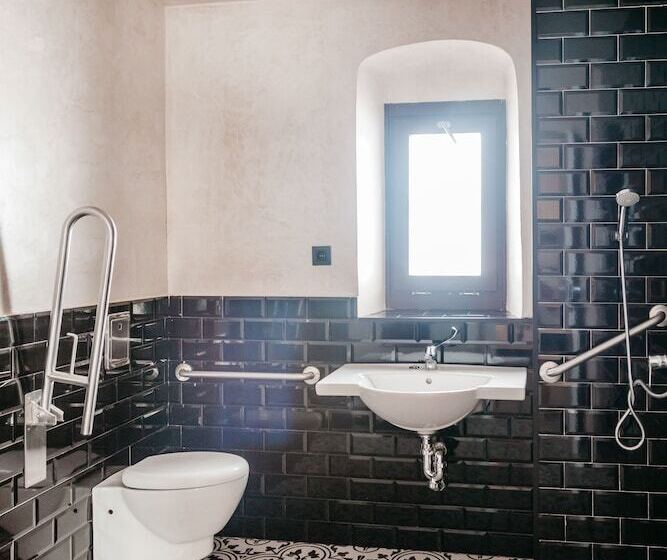 فندق فئة نجمة واحدة Astuto Boutique Jerez  Adults Only