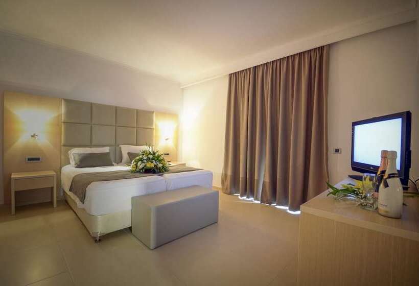 Aegean Blu Hotel & Apartments