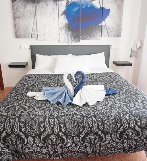 فندق صغير Guesthouse Namaste Central Rooms Valencia  Adults Only