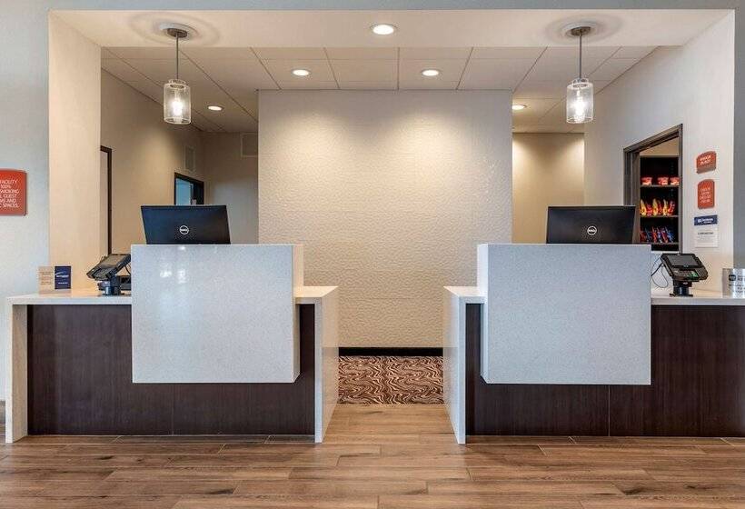 ホテル Best Western Plus Desert View Inn & Suites