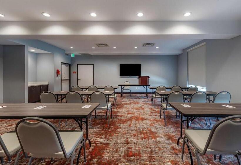 ホテル Best Western Plus Desert View Inn & Suites