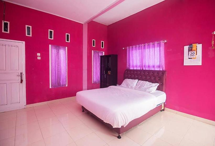 هتل Oyo 2888 Nayni Kost