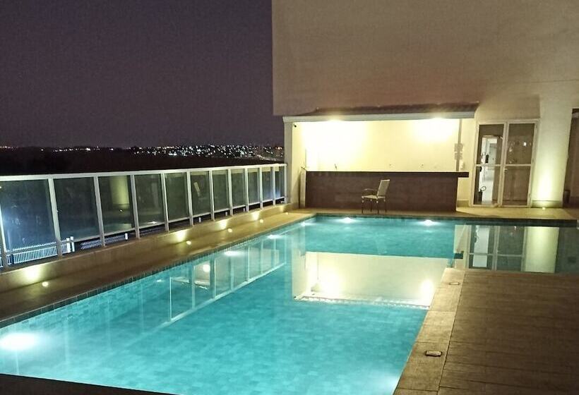 בית מלון כפרי Sleep Inn Paulinia
