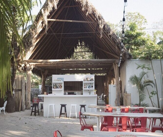 تختخواب و صبحانه Yaxa Hotel Nosara