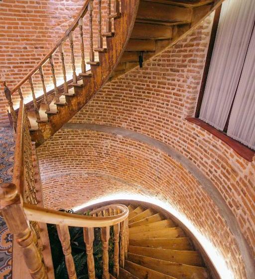 בית מלון כפרי Cathedral Boutique