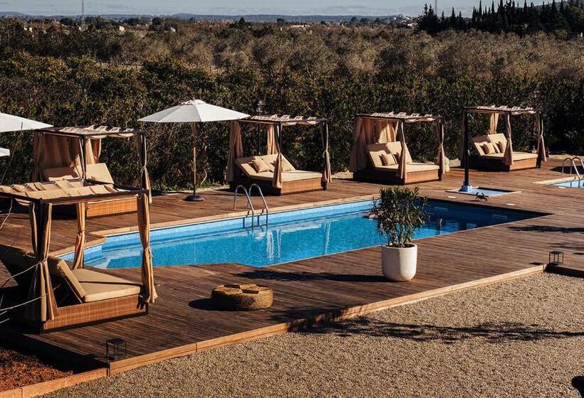 مبيت وإفطار La Farm Baleares