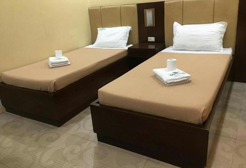 호텔 Ranc Batangas