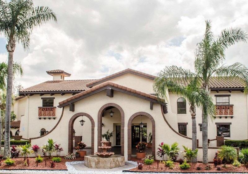 فندق Clarion Pointe Tampa Brandon Near Fairgrounds And Casino