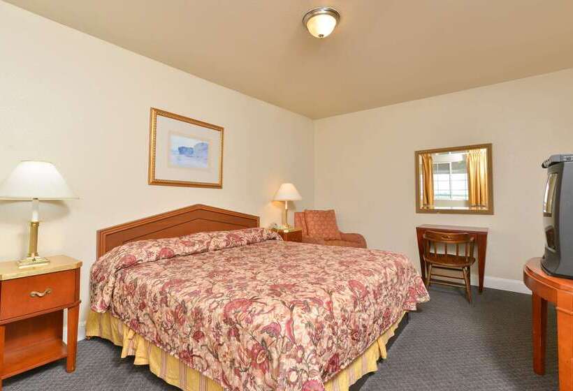 בית מלון כפרי Rodeway Inn Stockton Highway 99