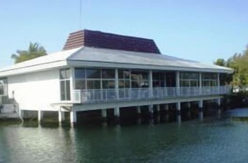 Отель Sugar Loaf Lodge
