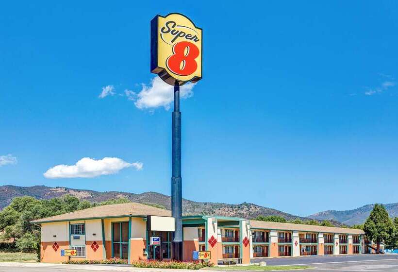 酒店 Super 8 By Wyndham Yreka