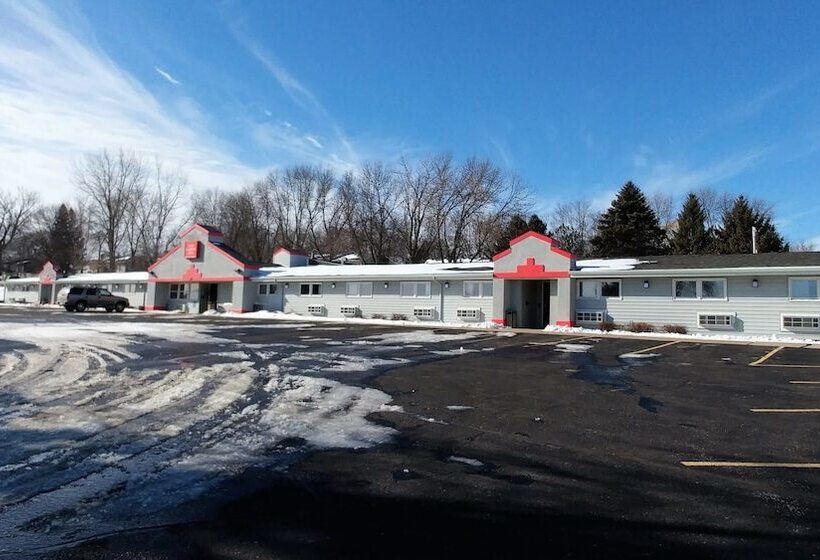 모텔 Red Carpet Inn  Windom