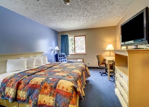 فندق على الطريق Rodeway Inn Central City