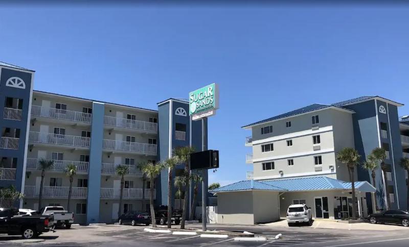 Мотель Sugar Sands Beachfront Hotel, A By The Sea Resort