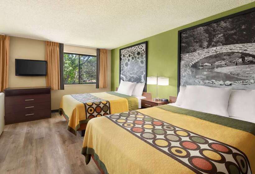 مُتل Super 8 By Wyndham Ankeny/des Moines Area