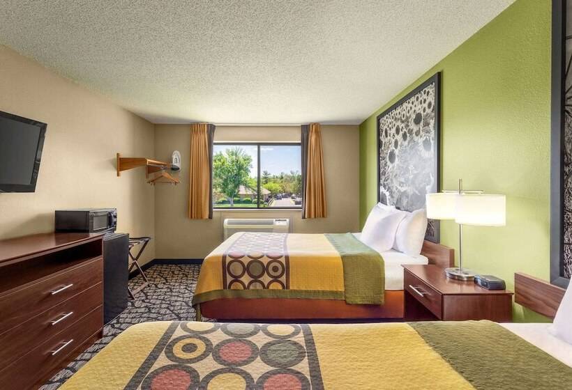 مُتل Super 8 By Wyndham Ankeny/des Moines Area