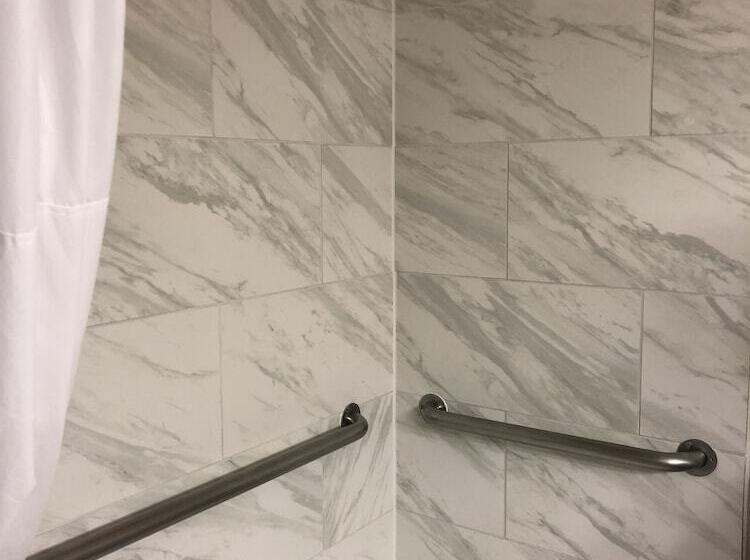 Мотель Super 8 By Wyndham Bedford Dfw Airport West