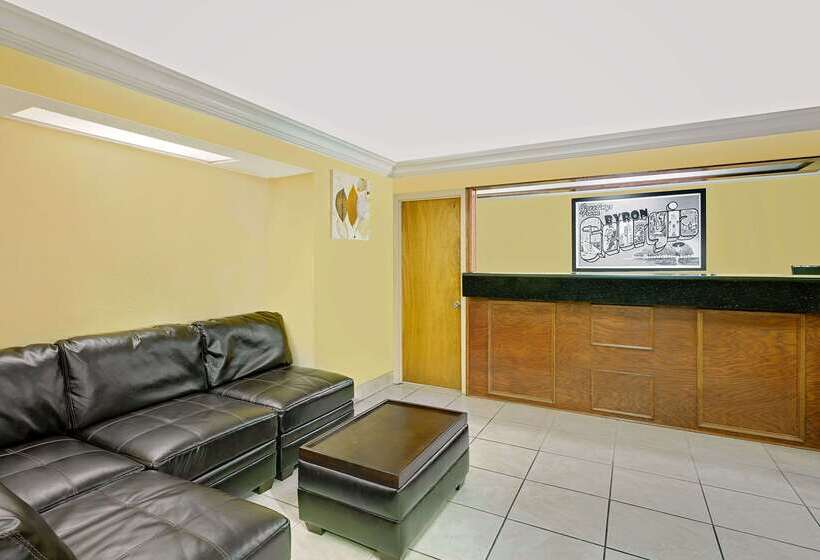 مُتل Super 8 By Wyndham Byron/south Macon