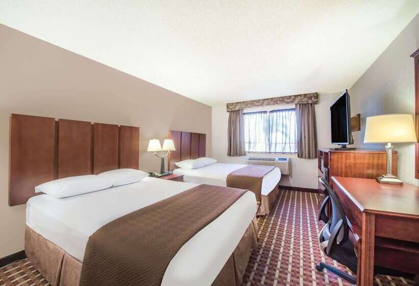 מוטל Super 8 By Wyndham Harlingen Tx