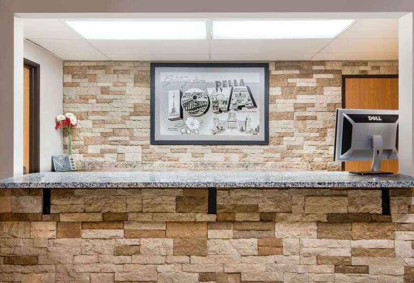 מוטל Super 8 By Wyndham Pella