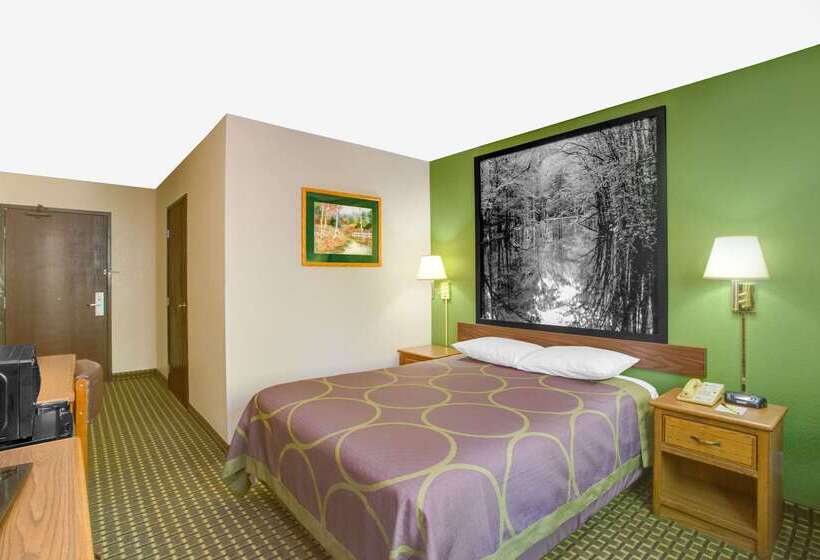 汽车旅馆  Super 8 By Wyndham Radford Va