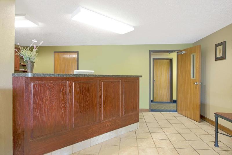 モーテル Super 8 By Wyndham St. Clair Mo