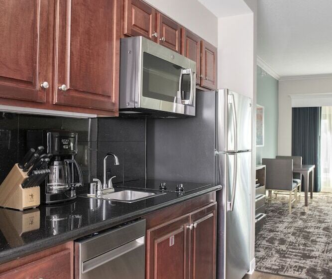 استراحتگاه Club Wyndham Harbour Lights