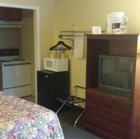 Sunbelt Lodge Motel