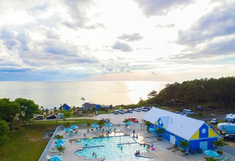 Sunset Beach Resort