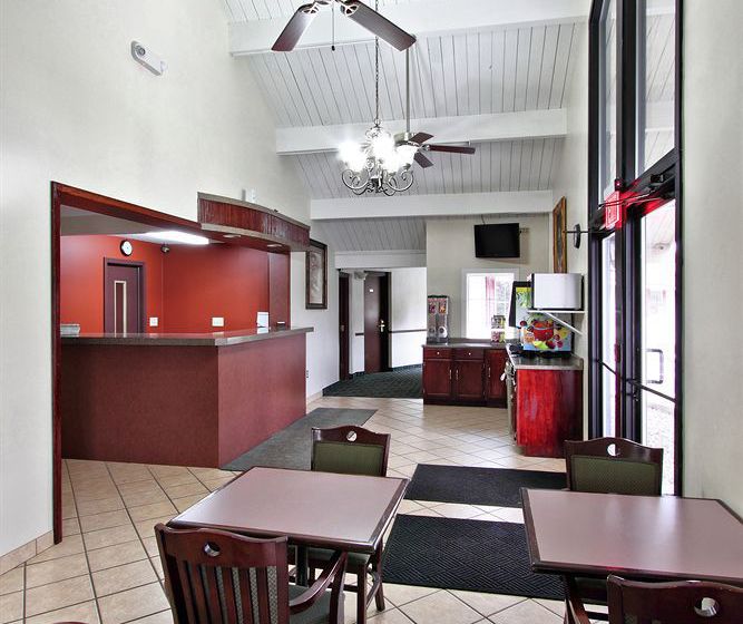 Super 8 Motel