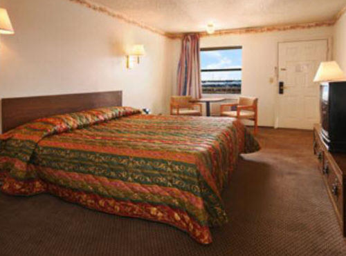 Super 8 Motel