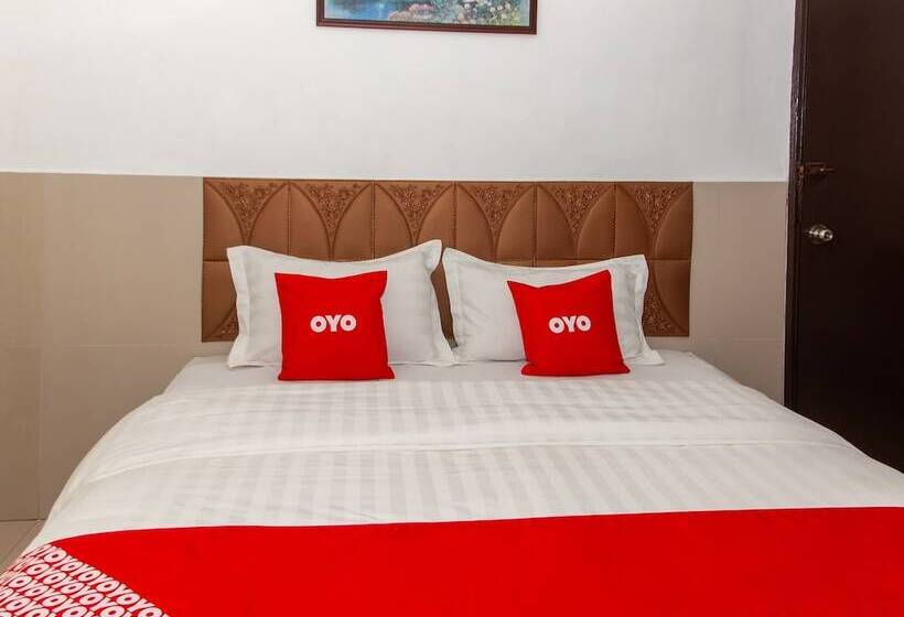 فندق Oyo 89851 Leila